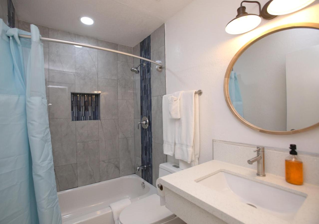 Dragonfly Inn & Suites — photo 19