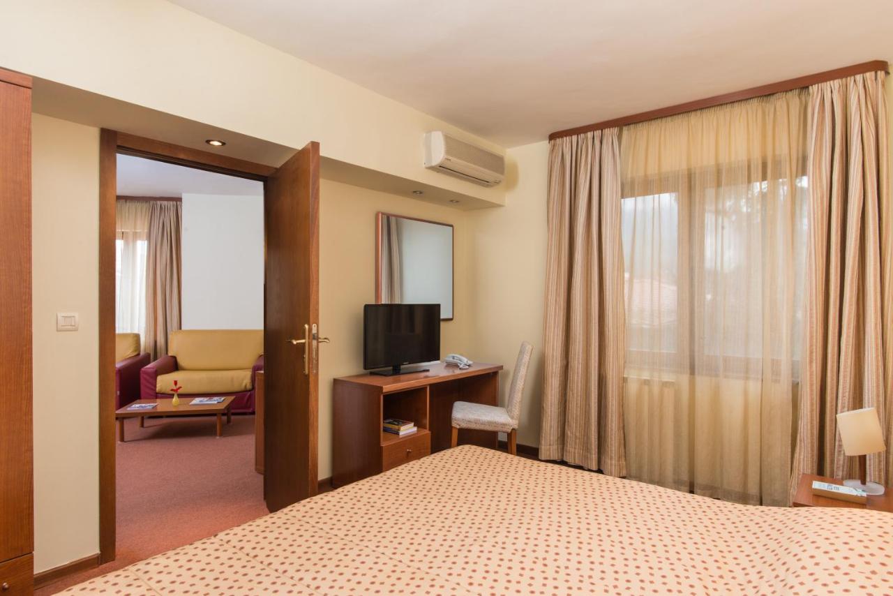 Hotel Pirin photo
