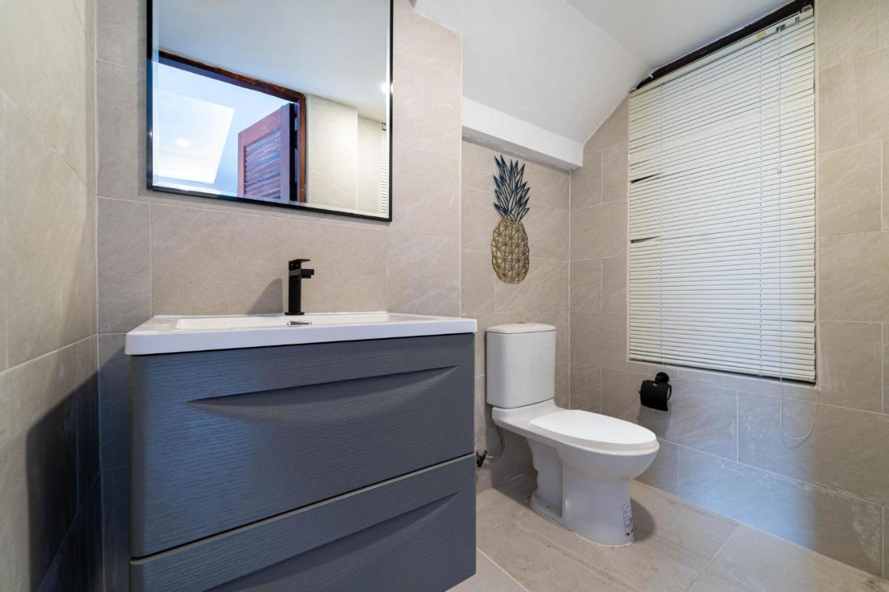 Villa Amaya, 2 Story Tropical Oasis with Green Hills View & Pool, Kamala Beach - 3