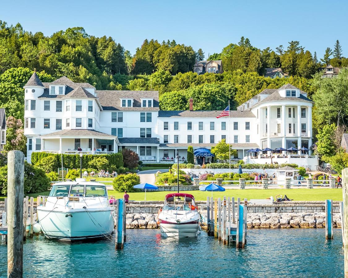 Island House Hotel — photo 1