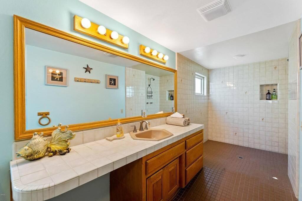 Coastal Sunset Beach House — photo 3