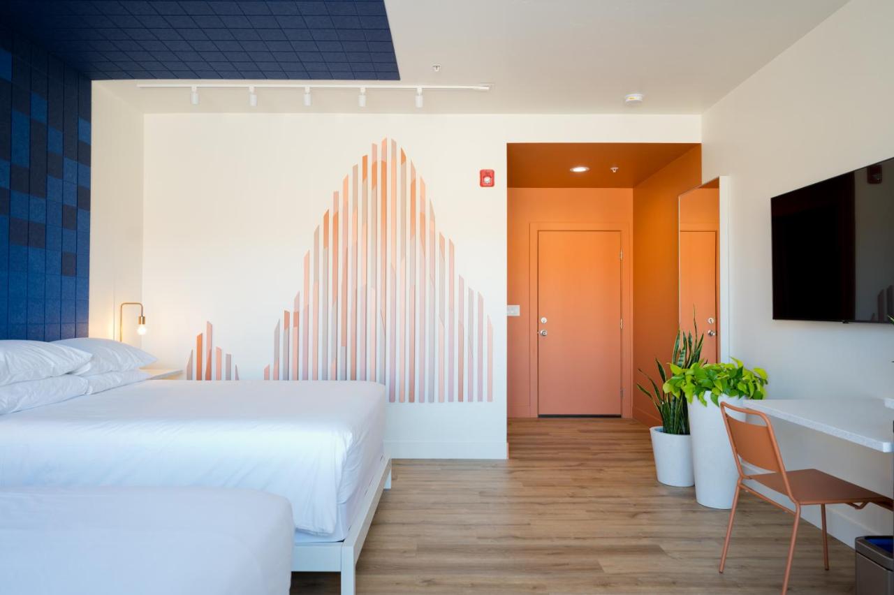 Skyview Hotel — photo 19