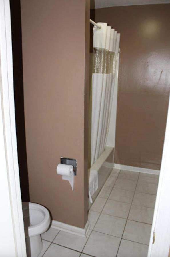 Economy Inn — photo 3