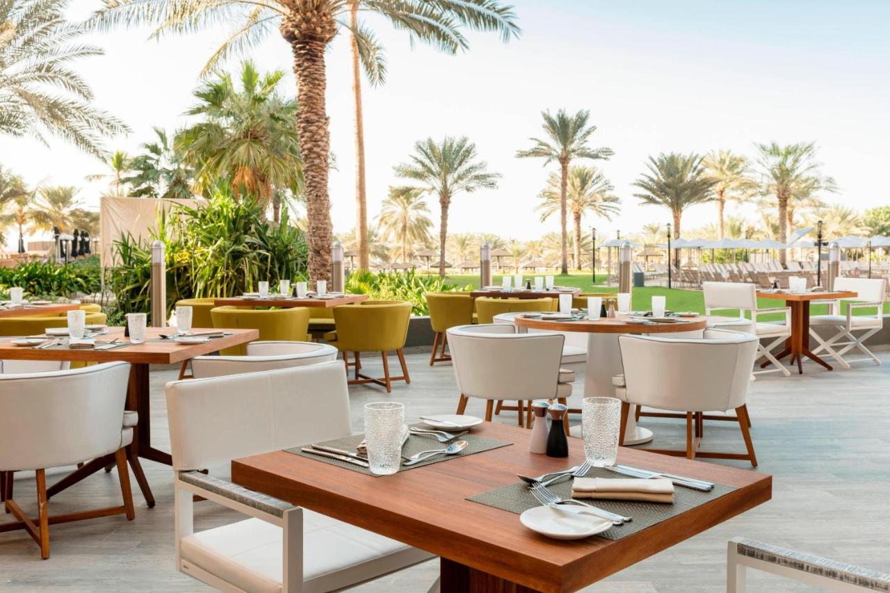 Le Royal Meridien Beach Resort & Spa Dubai photo