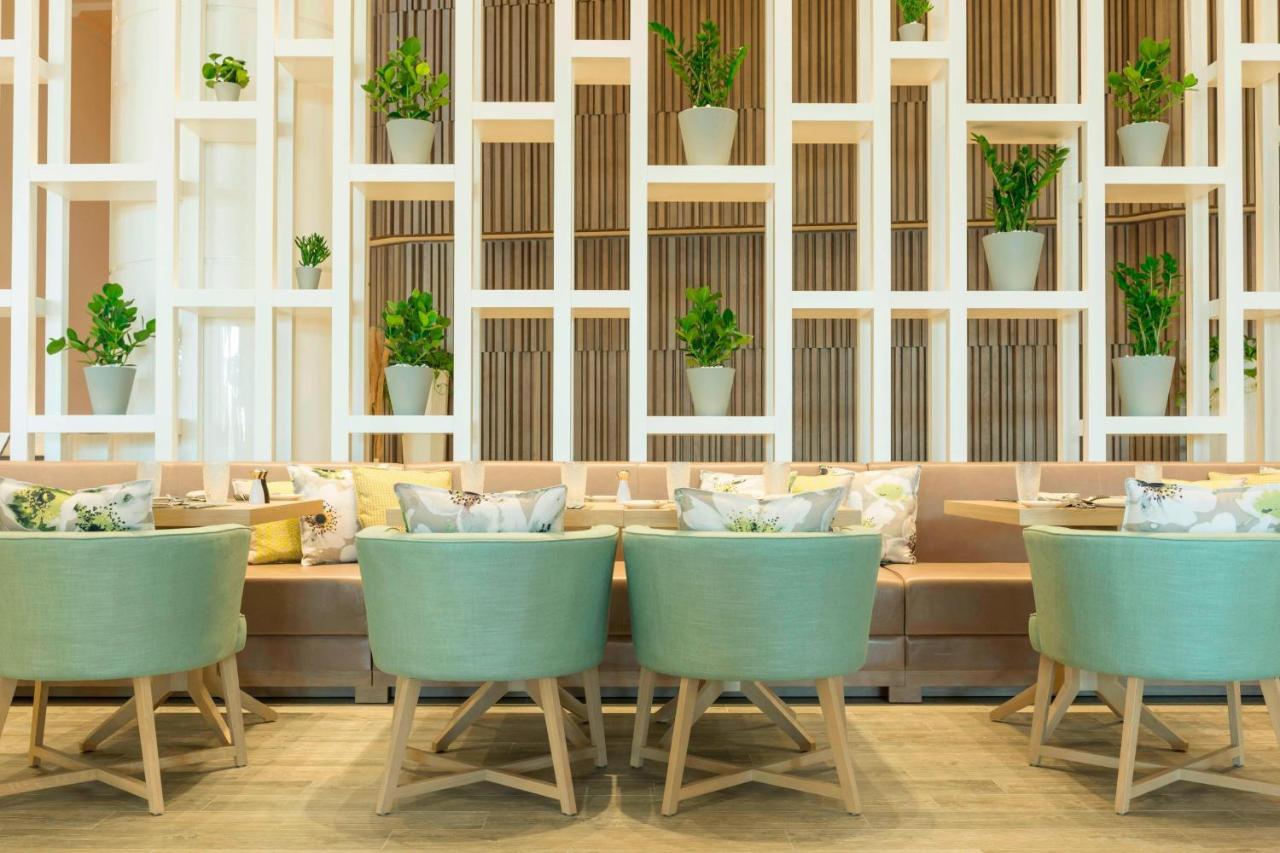 Le Royal Meridien Beach Resort & Spa Dubai photo