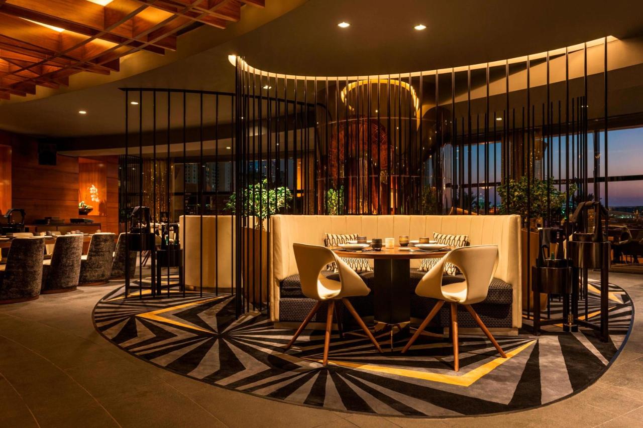 Le Royal Meridien Beach Resort & Spa Dubai photo