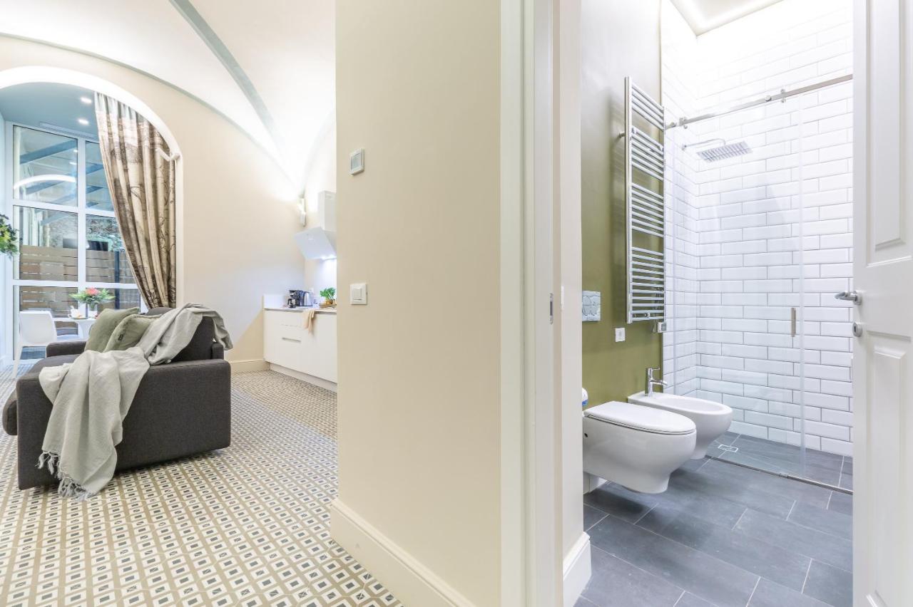 Cavour Five Senses - 3