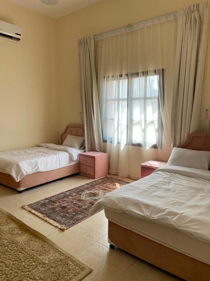 Rashid1 static_photo