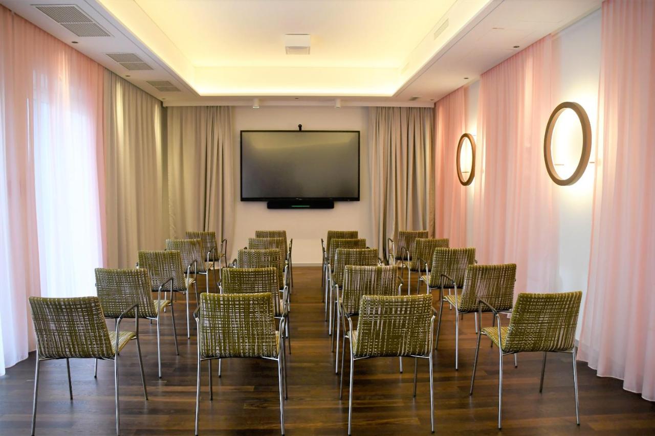 Hotel Le Parc photo