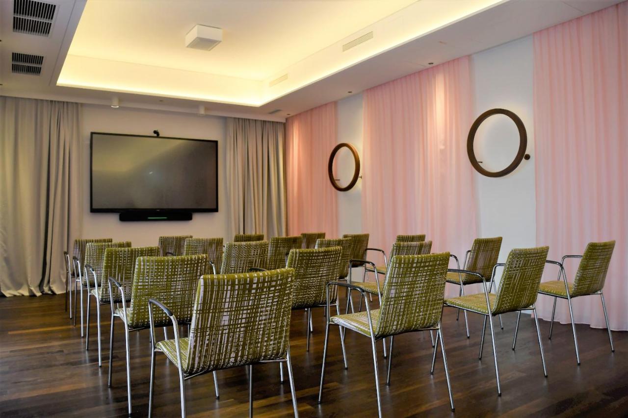 Hotel Le Parc photo