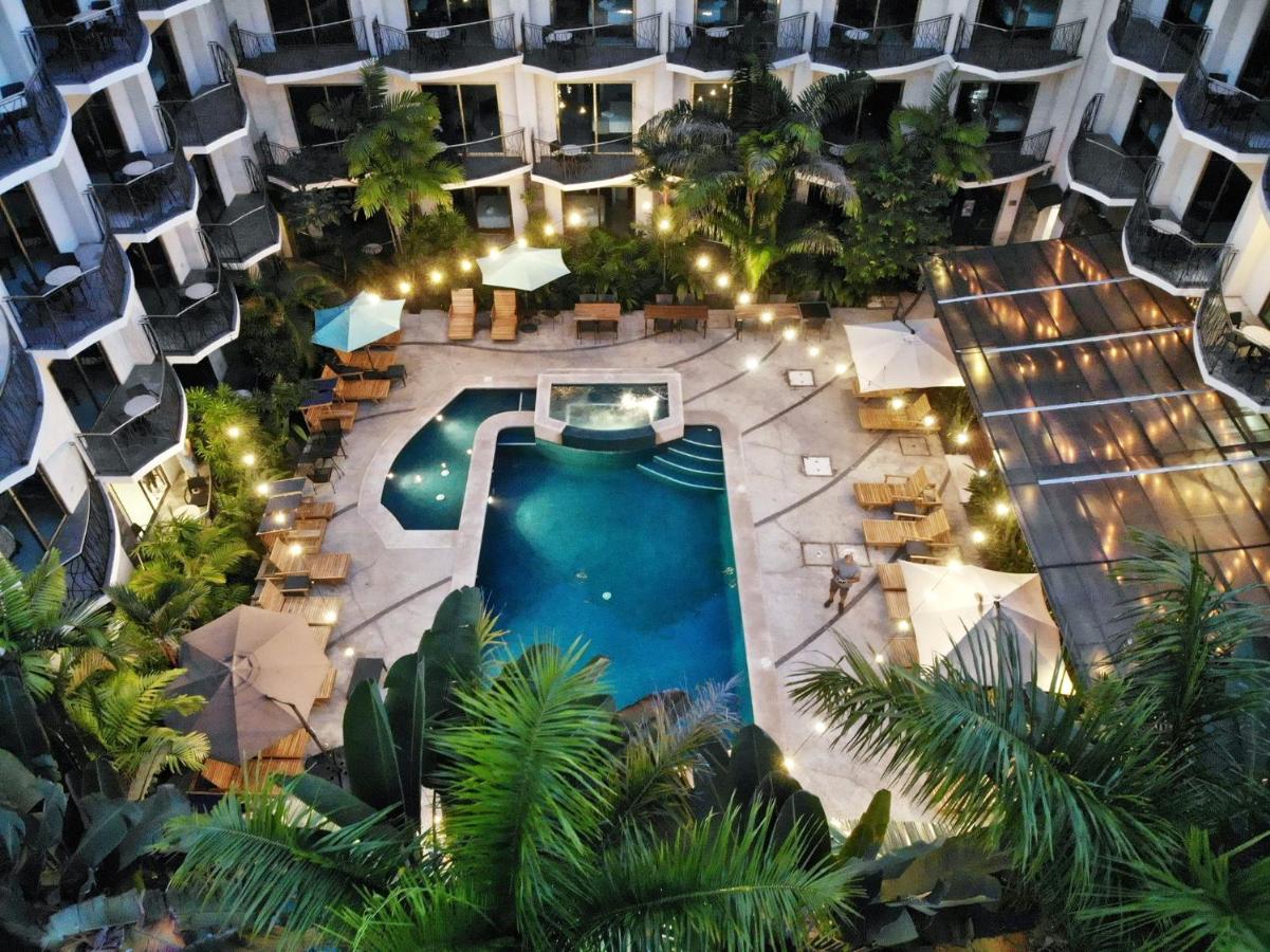 PACIFIC SUITES Boutique Hotel and Bistro photo