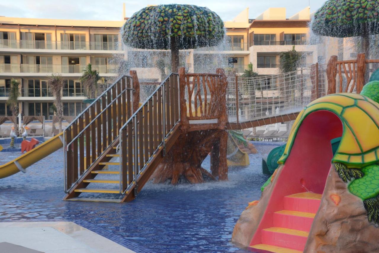 Royalton Riviera Cancun, An Autograph Collection All-Inclusive Resort & Casino photo