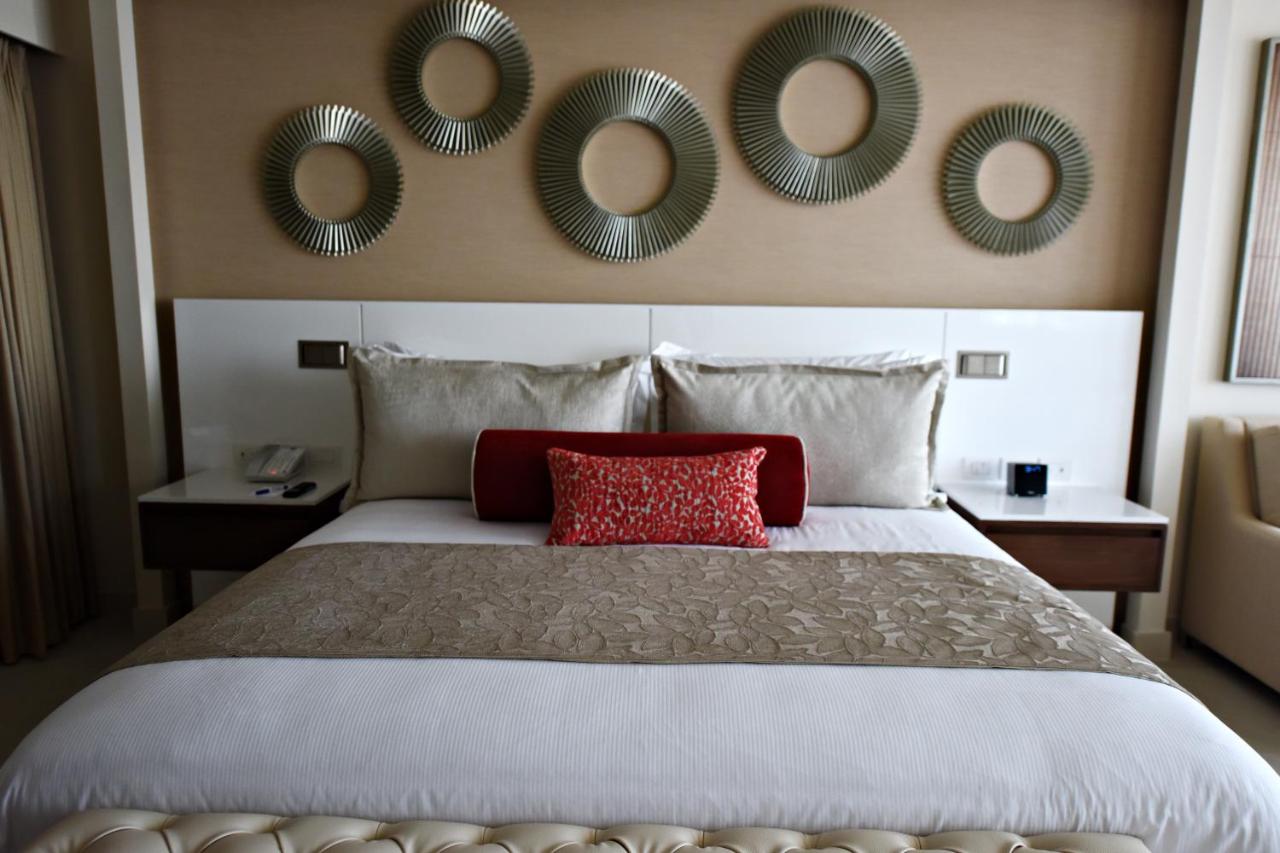 Royalton Riviera Cancun, An Autograph Collection All-Inclusive Resort & Casino photo