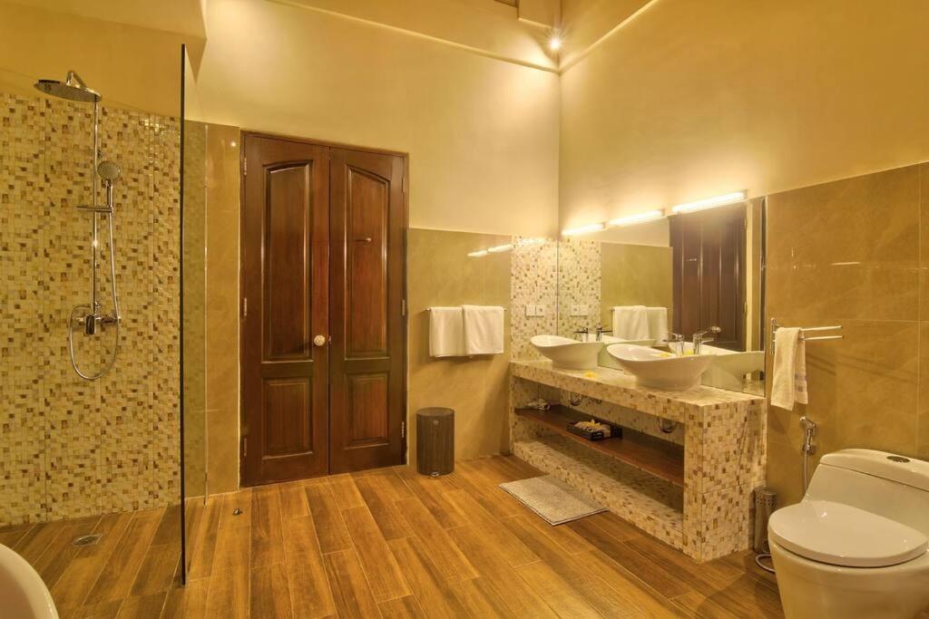 Uluwatu Huge 6 Bed Spa Villa - G8 views & Child Friendly - 3