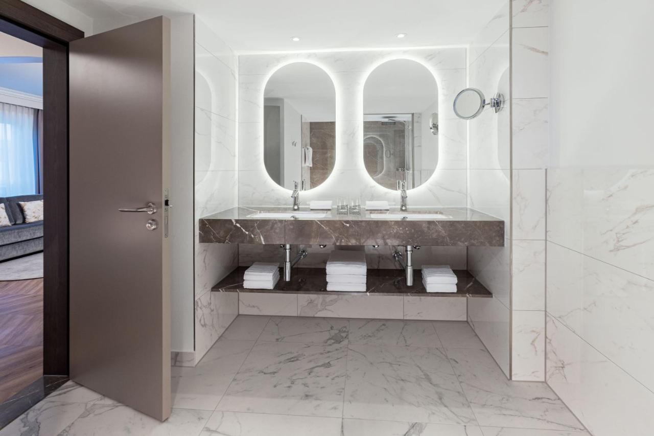 The Westin Grand Berlin photo