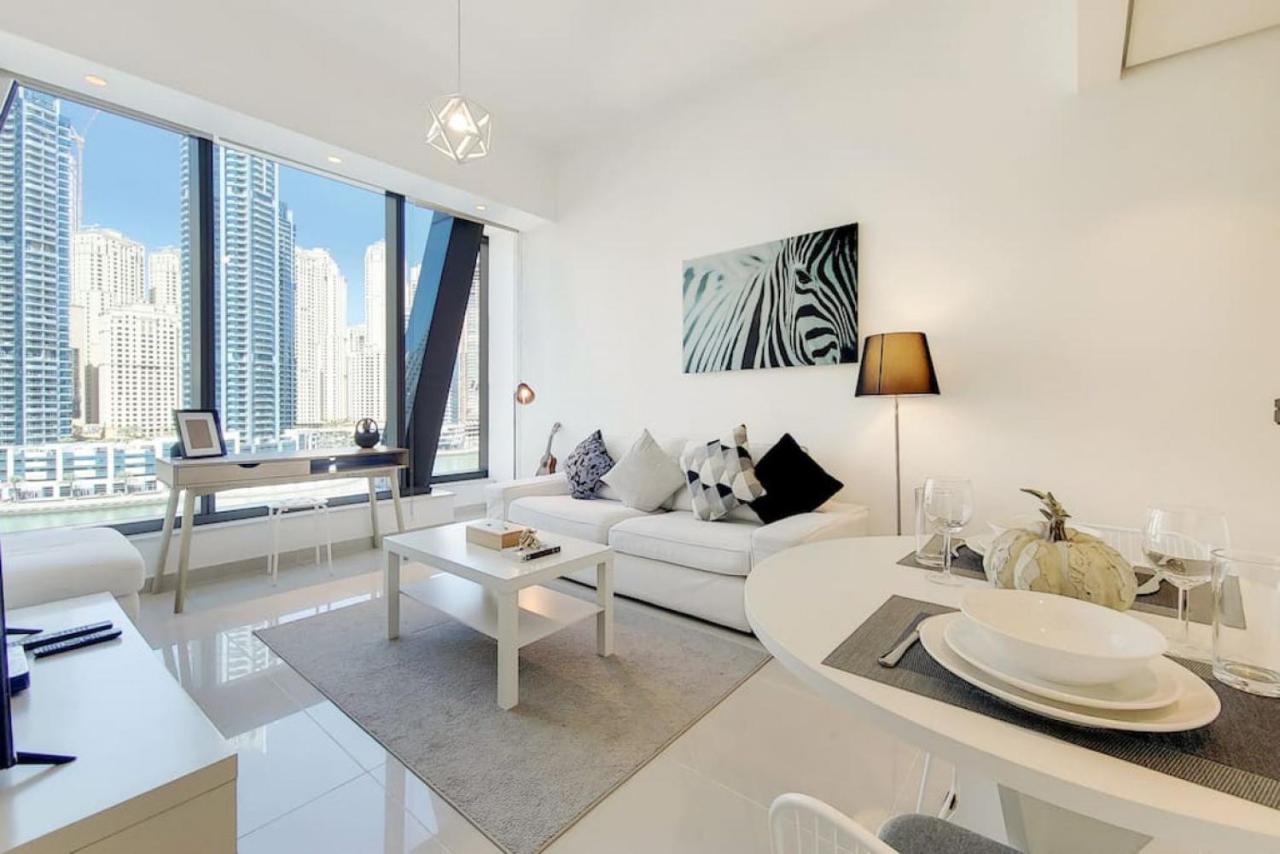 Vacationer Holiday Homes I Elegant 1 Bedroom Apartment I Marina Views I Walk to Marina Mall I Silverene Tower B - 4