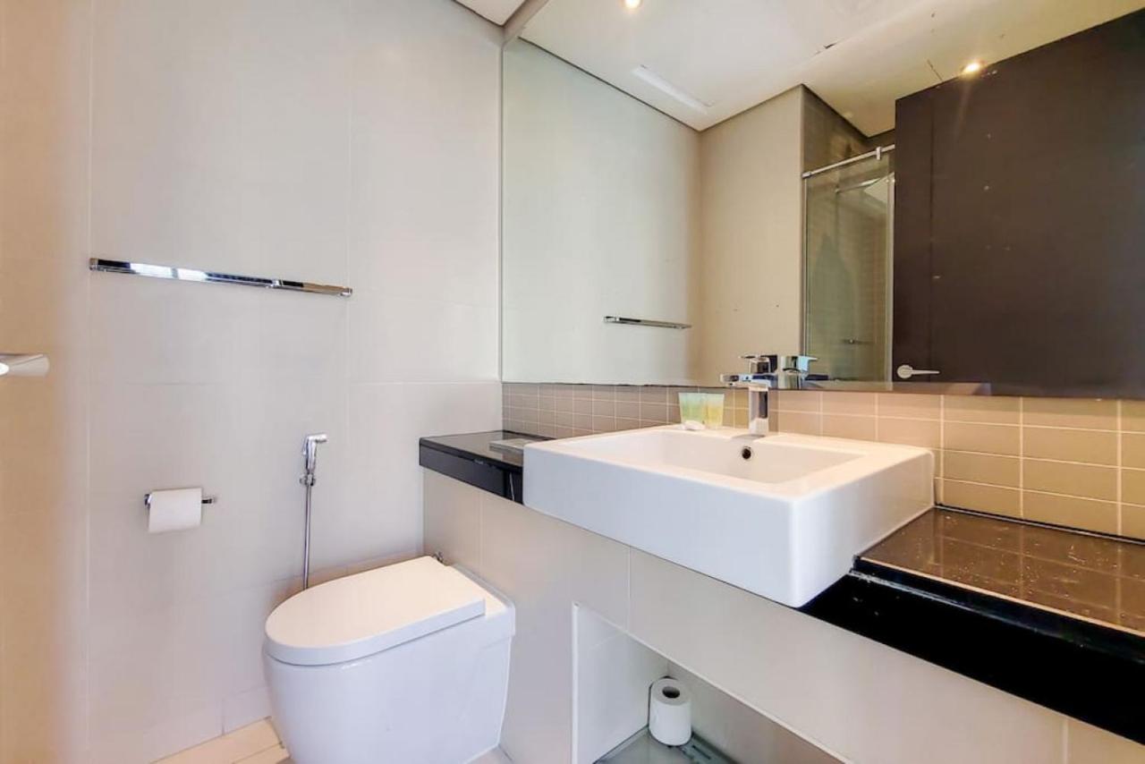 Vacationer Holiday Homes I Elegant 1 Bedroom Apartment I Marina Views I Walk to Marina Mall I Silverene Tower B - 3