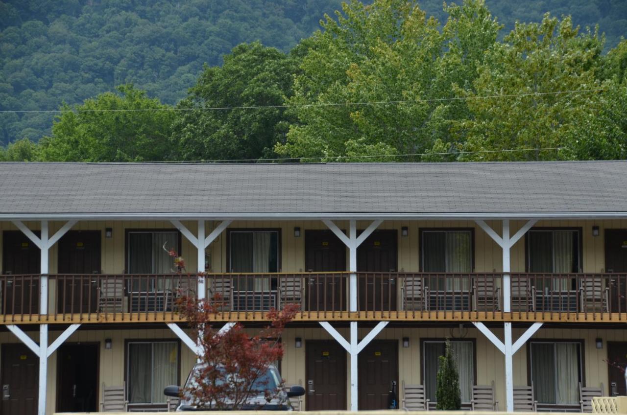 Ed's Motel — photo 14