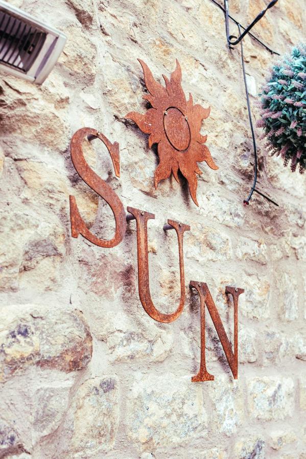 The Sun Hotel - Laterooms