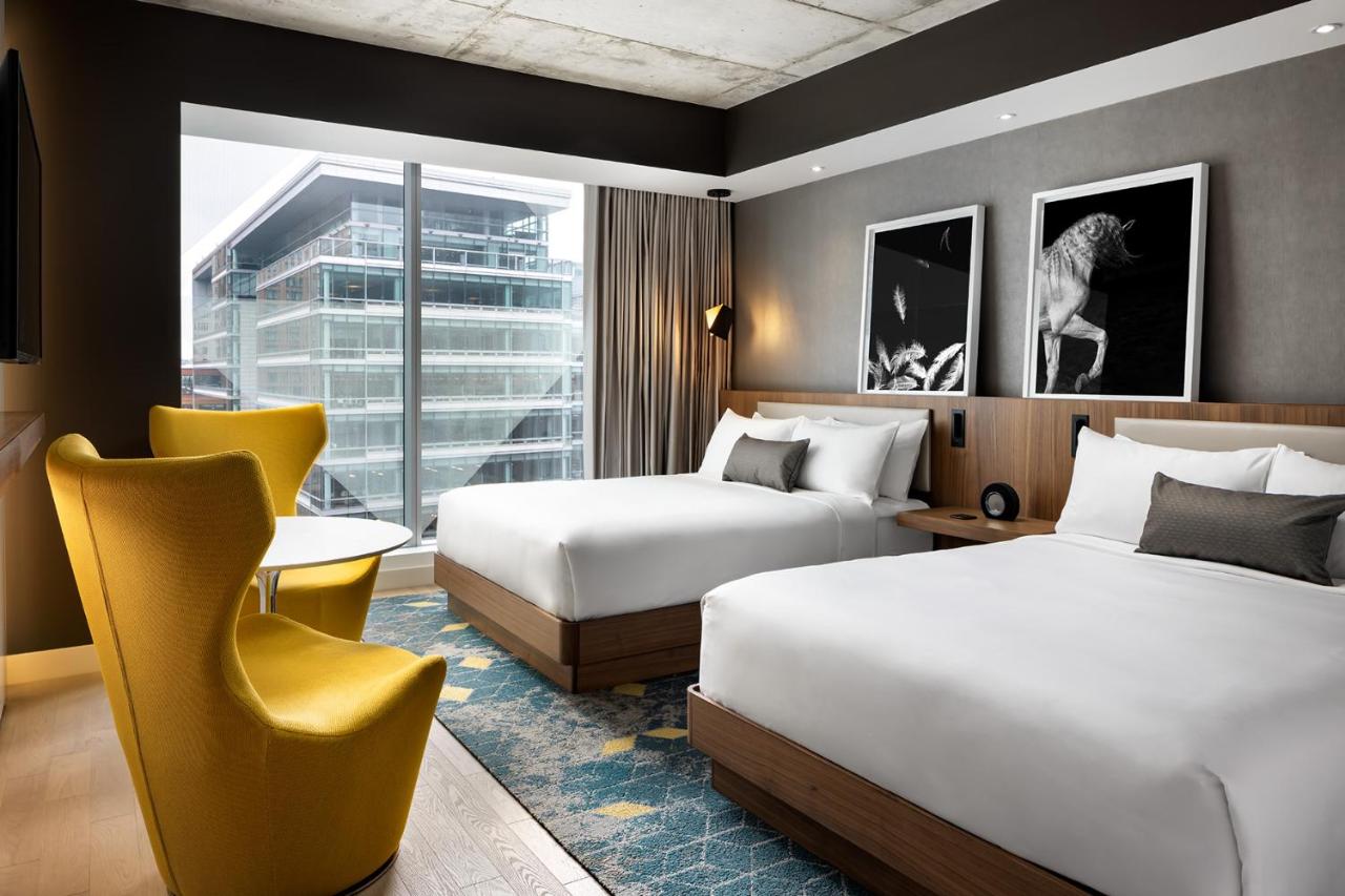 Humaniti Hotel Montreal, Autograph Collection photo