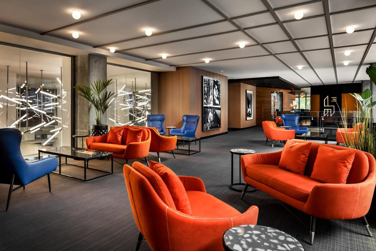 Humaniti Hotel Montreal, Autograph Collection photo