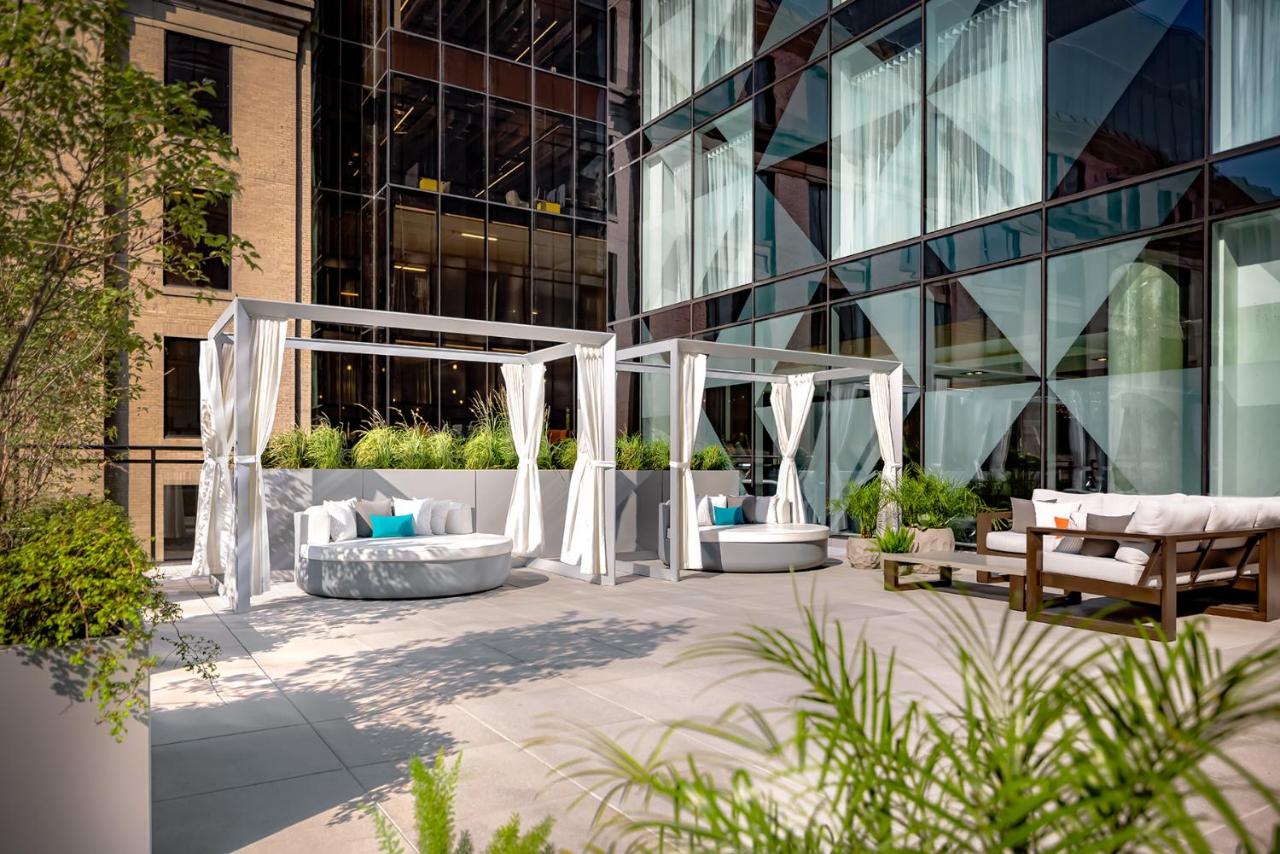 Humaniti Hotel Montreal, Autograph Collection photo