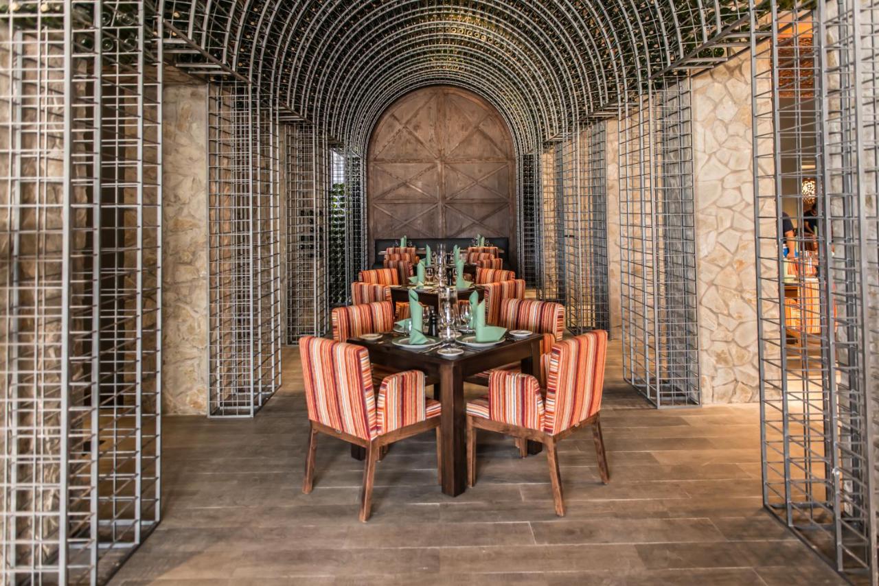 Hideaway at Royalton Riviera Cancun, An Autograph Collection All- Inclusive Resort - Adults Only photo