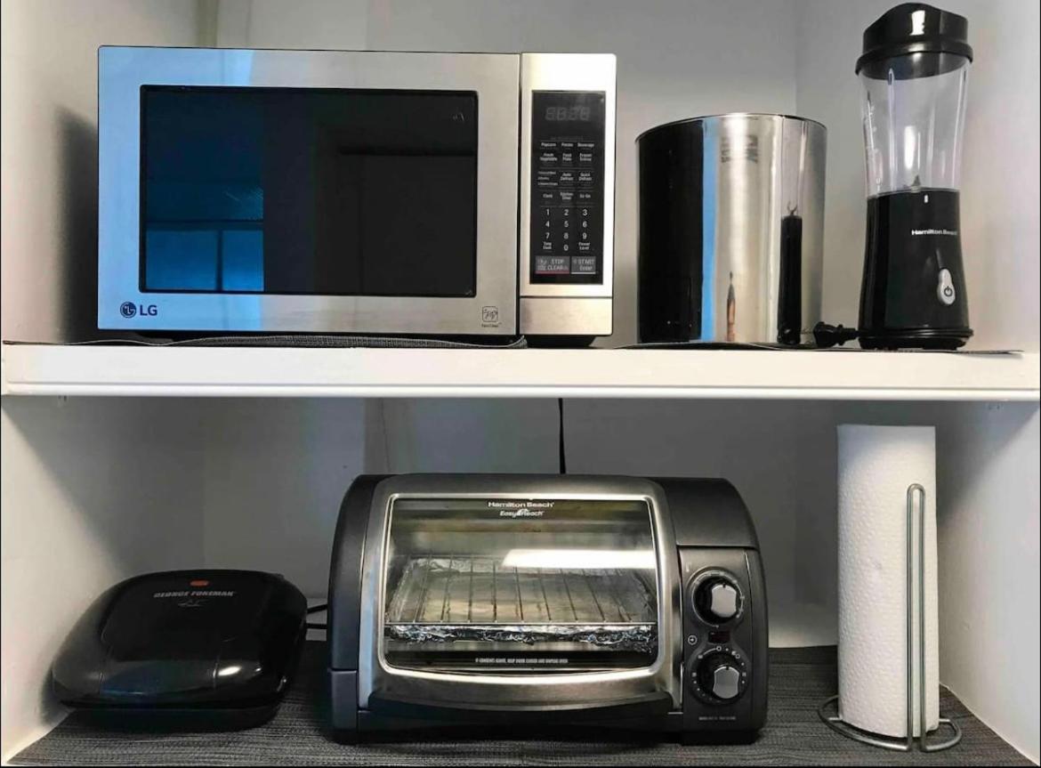 7th Miami Beach Ocean View Free Parking - 3