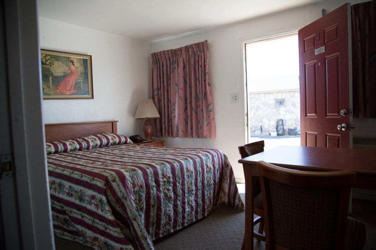 Boron Motel — photo 6