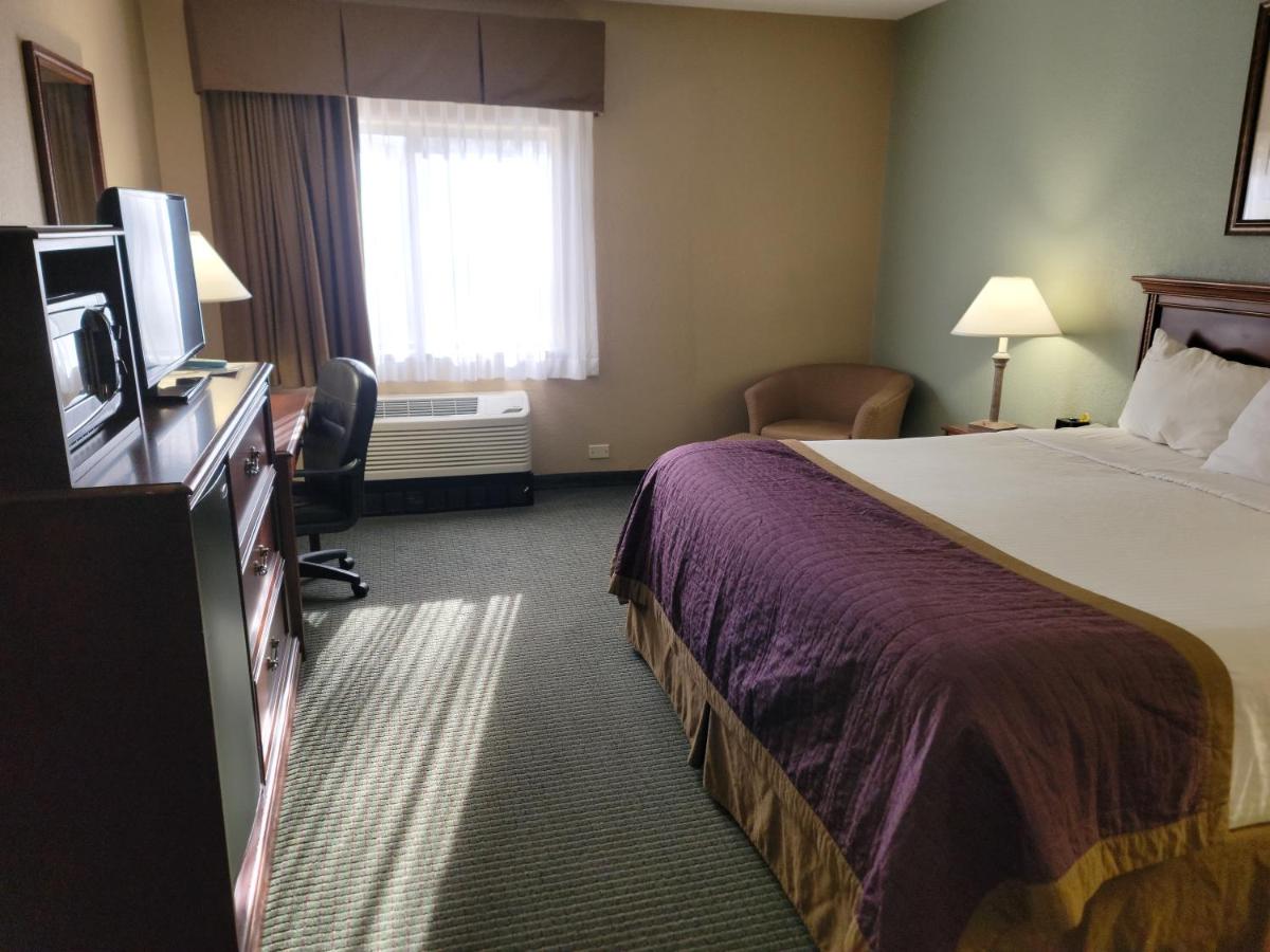 Bay Mountain Inn Cherokee Smoky Mountains — photo 17