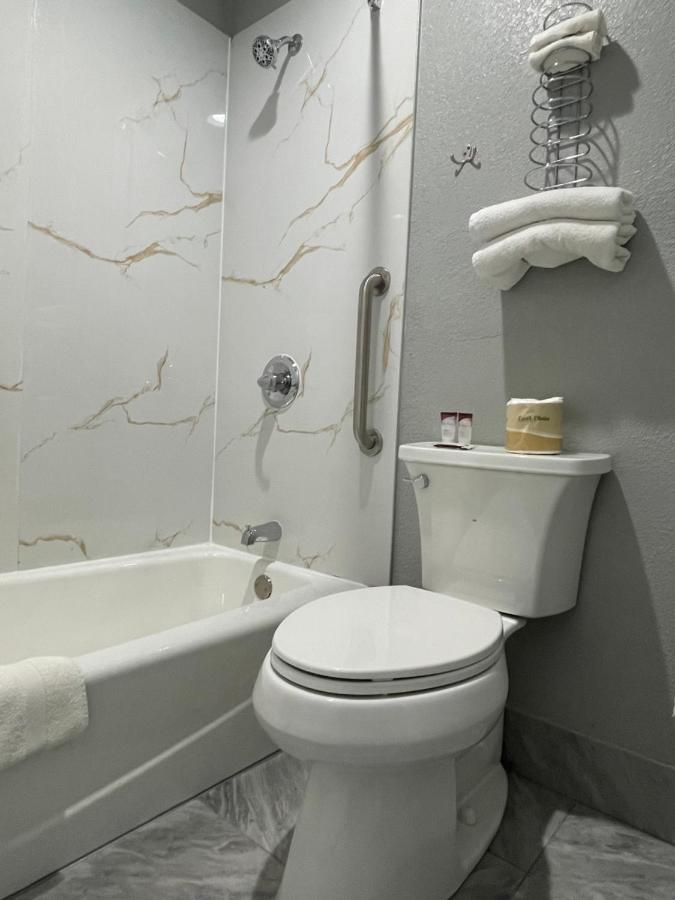 Copper Manor Motel — photo 12