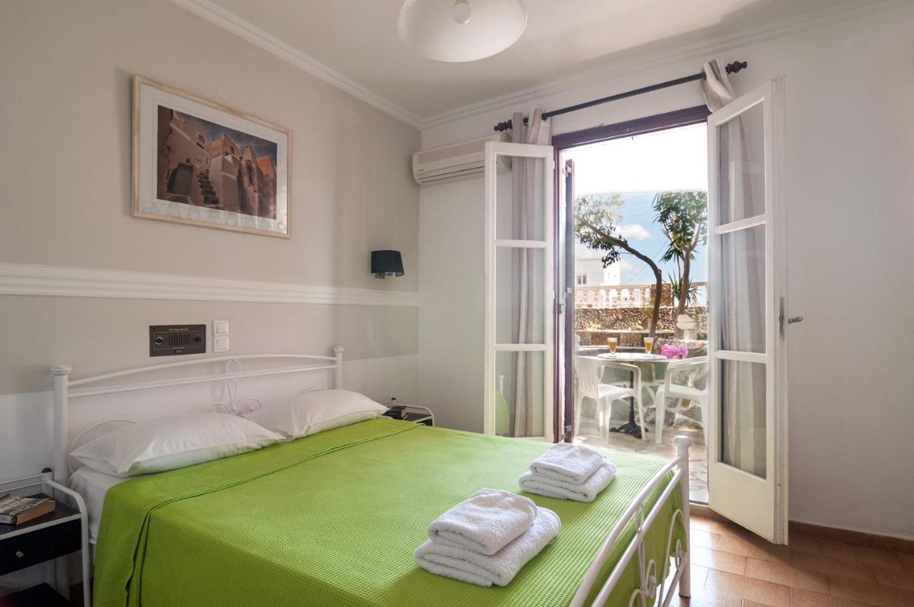 Holiday Beach Resort Santorini - 2