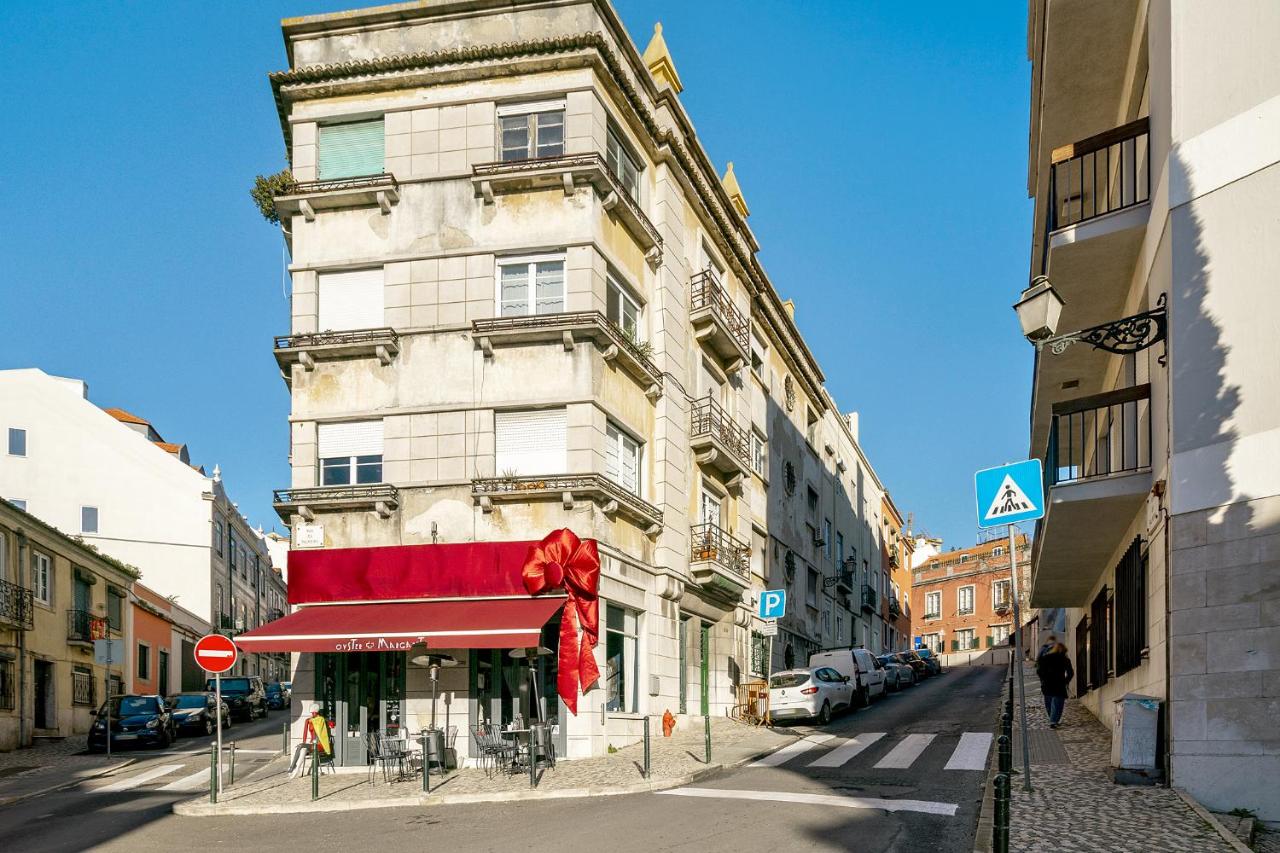 WHome Lisbon's Best Kept Secret: 2-Bed w/AC & Patio - 2