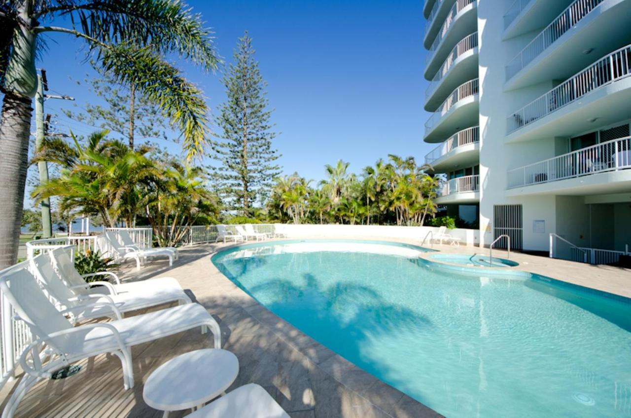 Crystal Bay On The Broadwater photo