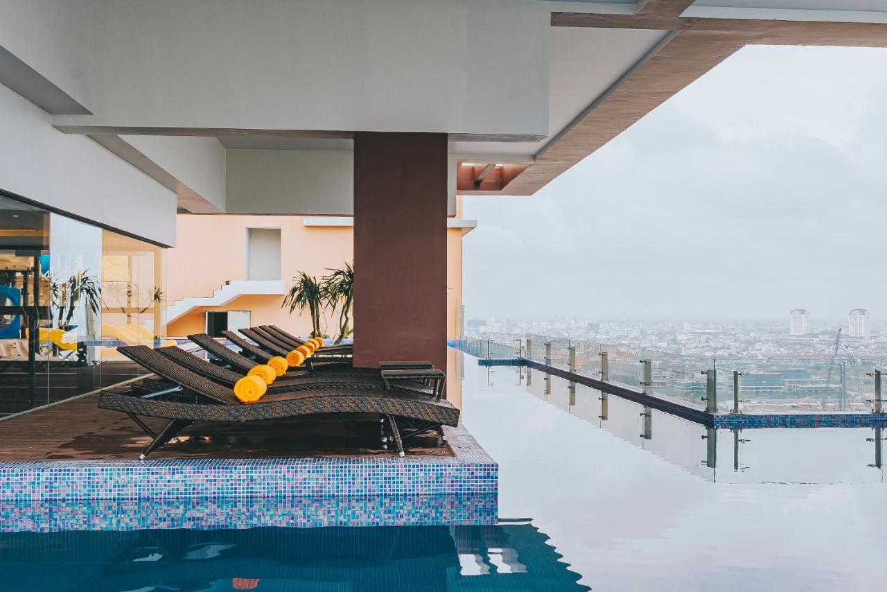 La Vela Hue Hotel