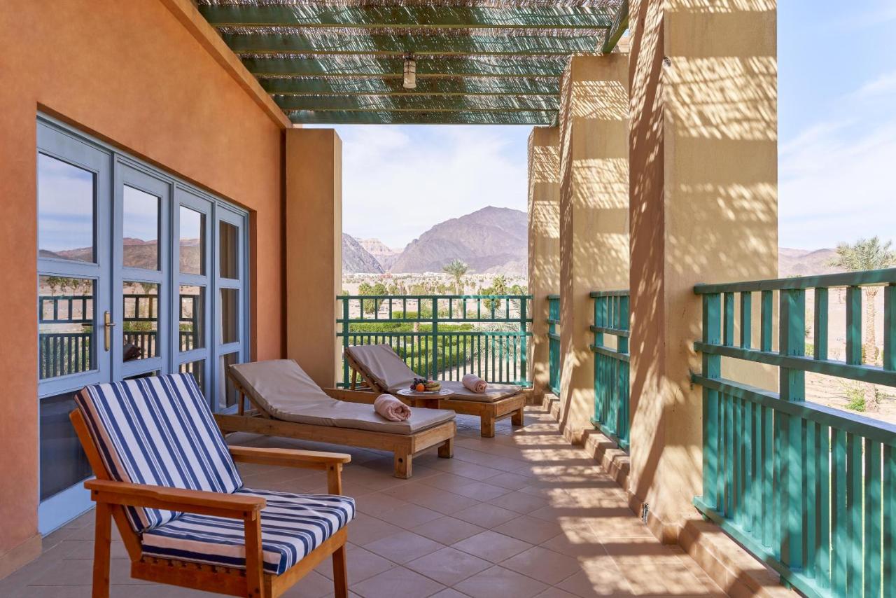 Strand Beach Resort photo