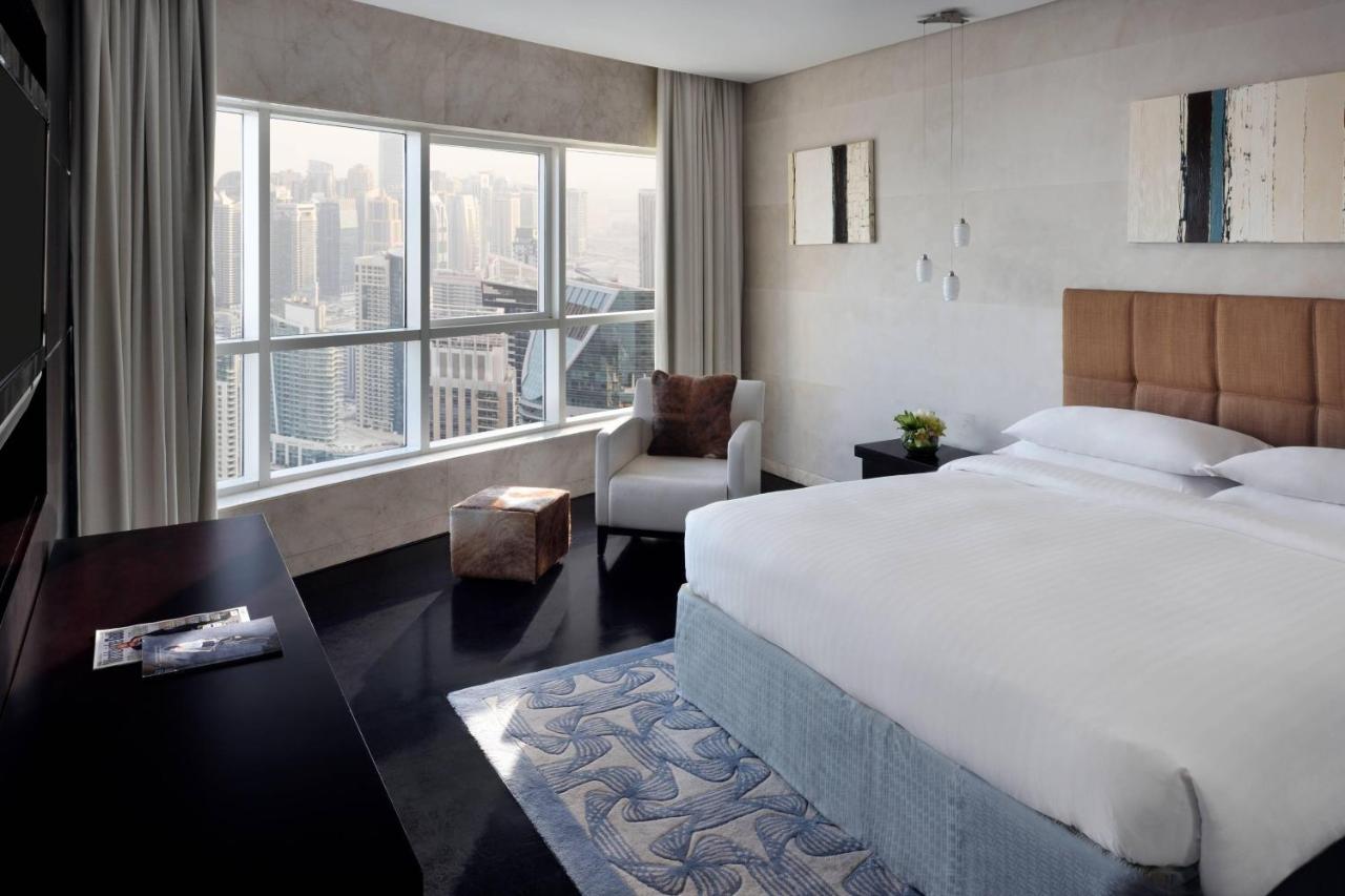 Dubai Marriott Harbour Hotel And Suites photo