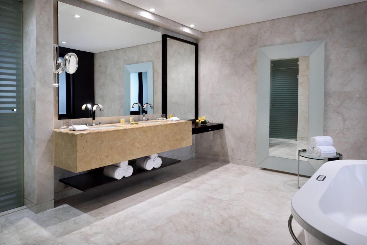 Dubai Marriott Harbour Hotel And Suites photo