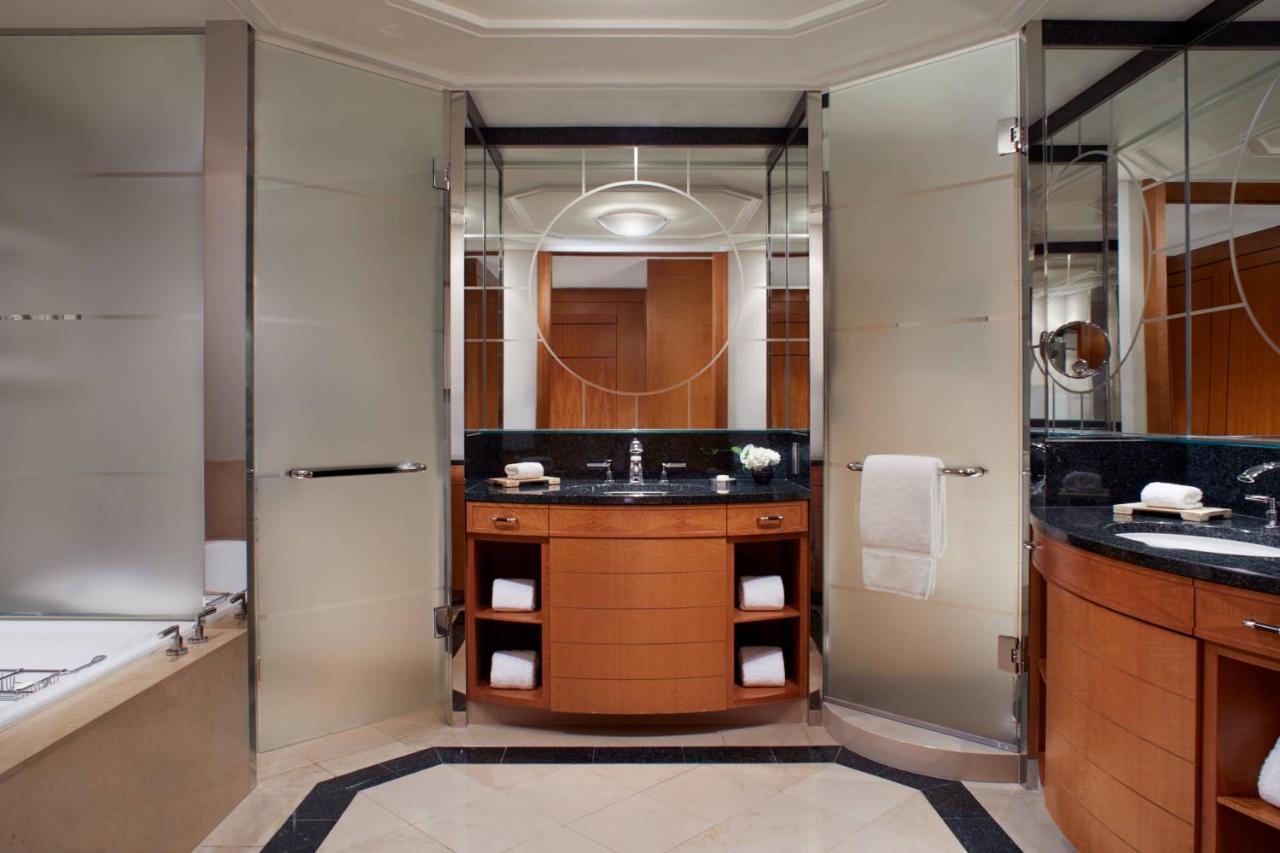 The Ritz-Carlton, Tokyo - 3