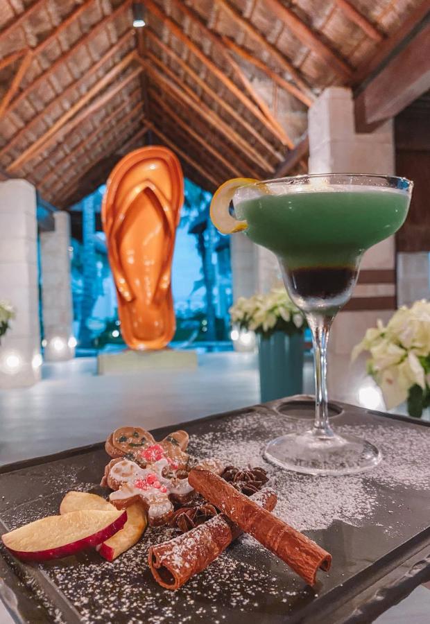 Margaritaville Island Reserve Riviera Cancún - An All-Inclusive Experience for All photo
