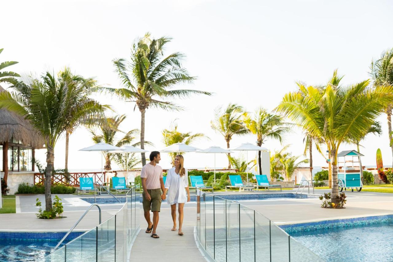 Margaritaville Island Reserve Riviera Cancún - An All-Inclusive Experience for All photo