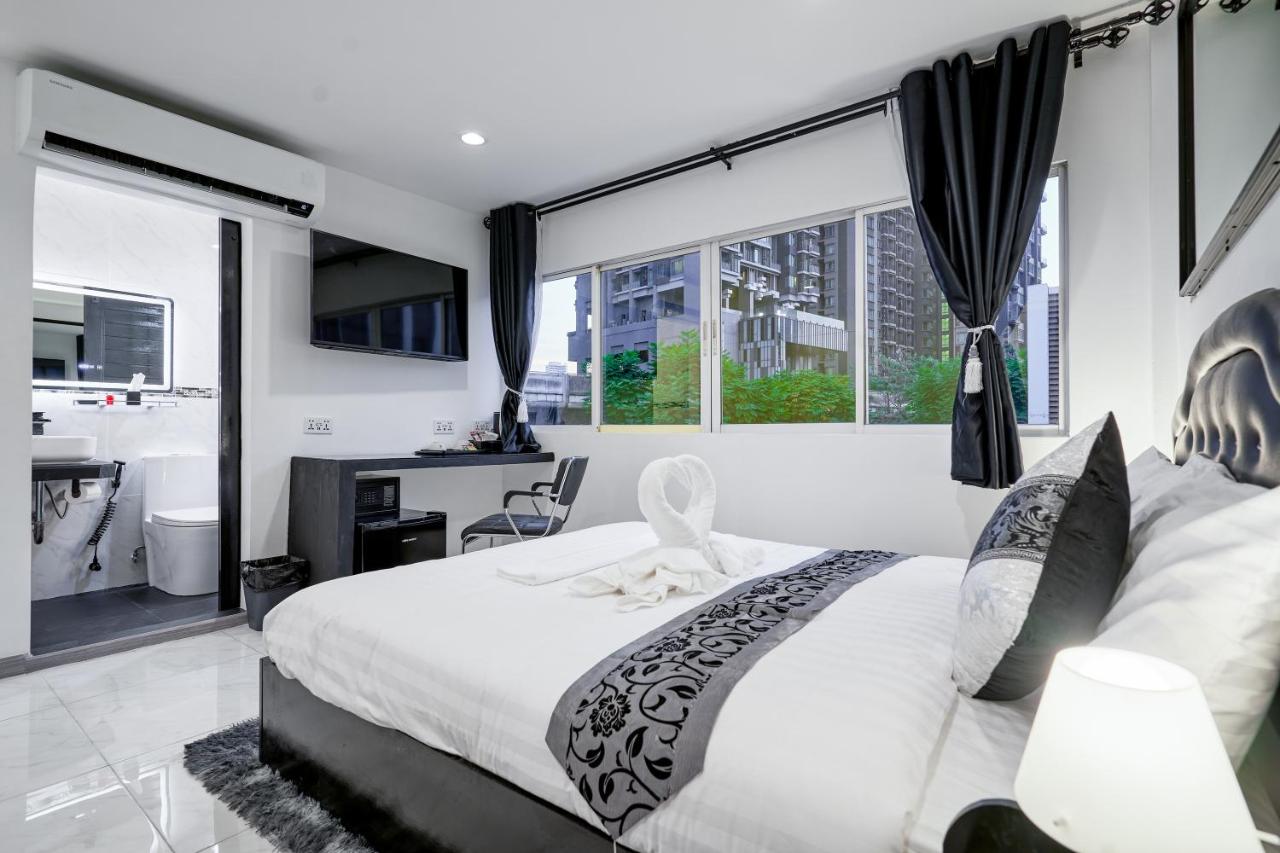 Thonglor Suites Hotel - 3