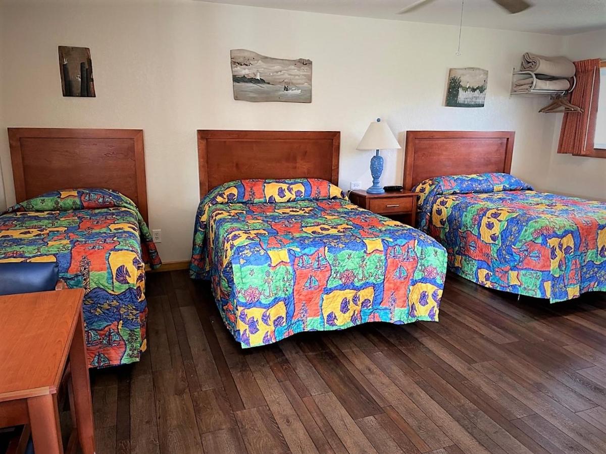 Pony Island Inn — photo 21
