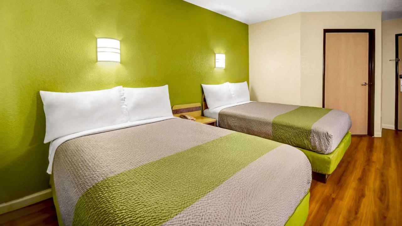 Lakeside Inn Lake Havasu City — photo 18