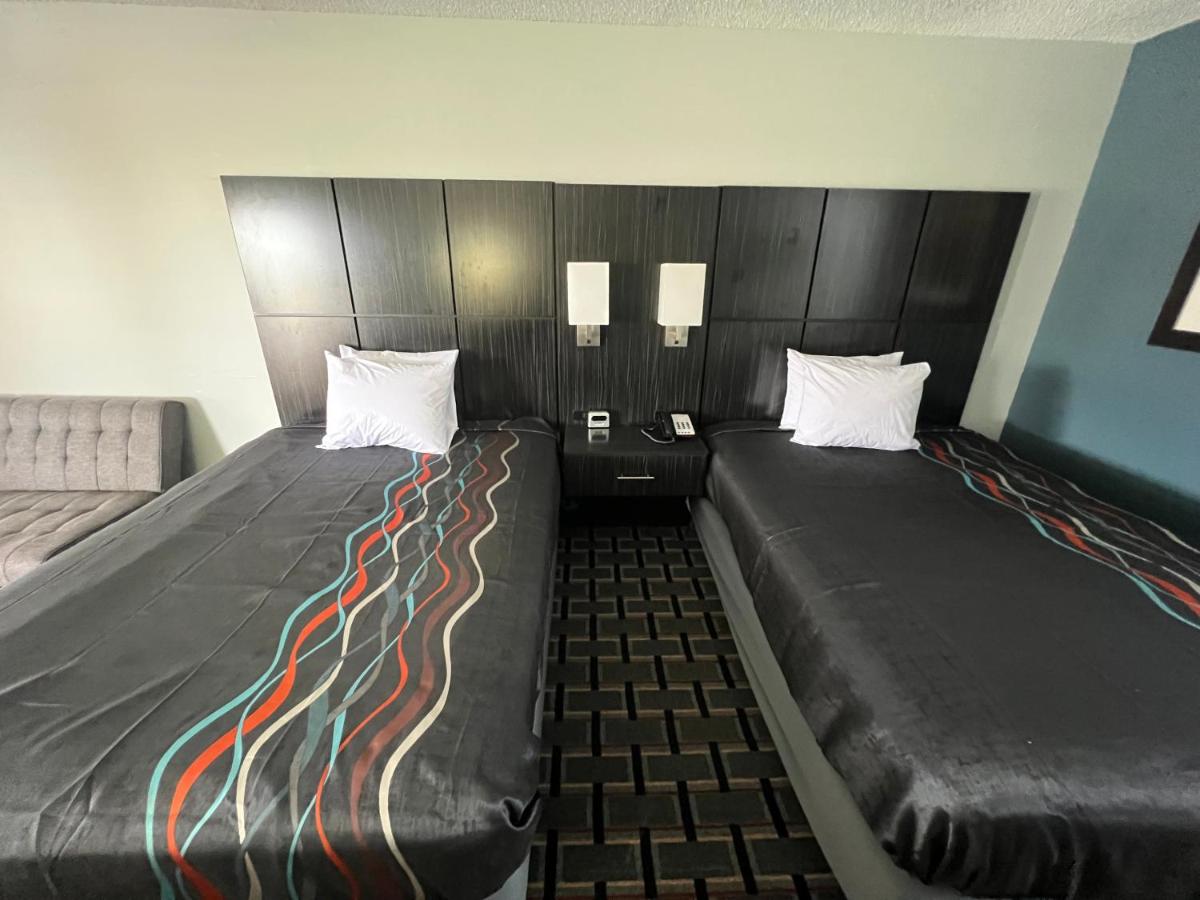 Executive Inn — photo 18