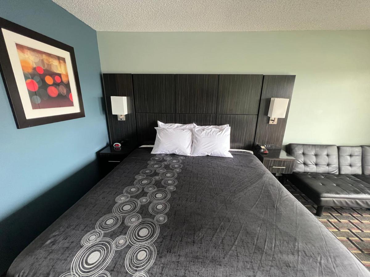 Executive Inn — photo 9