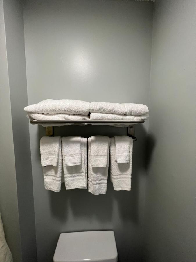 Executive Inn — photo 20