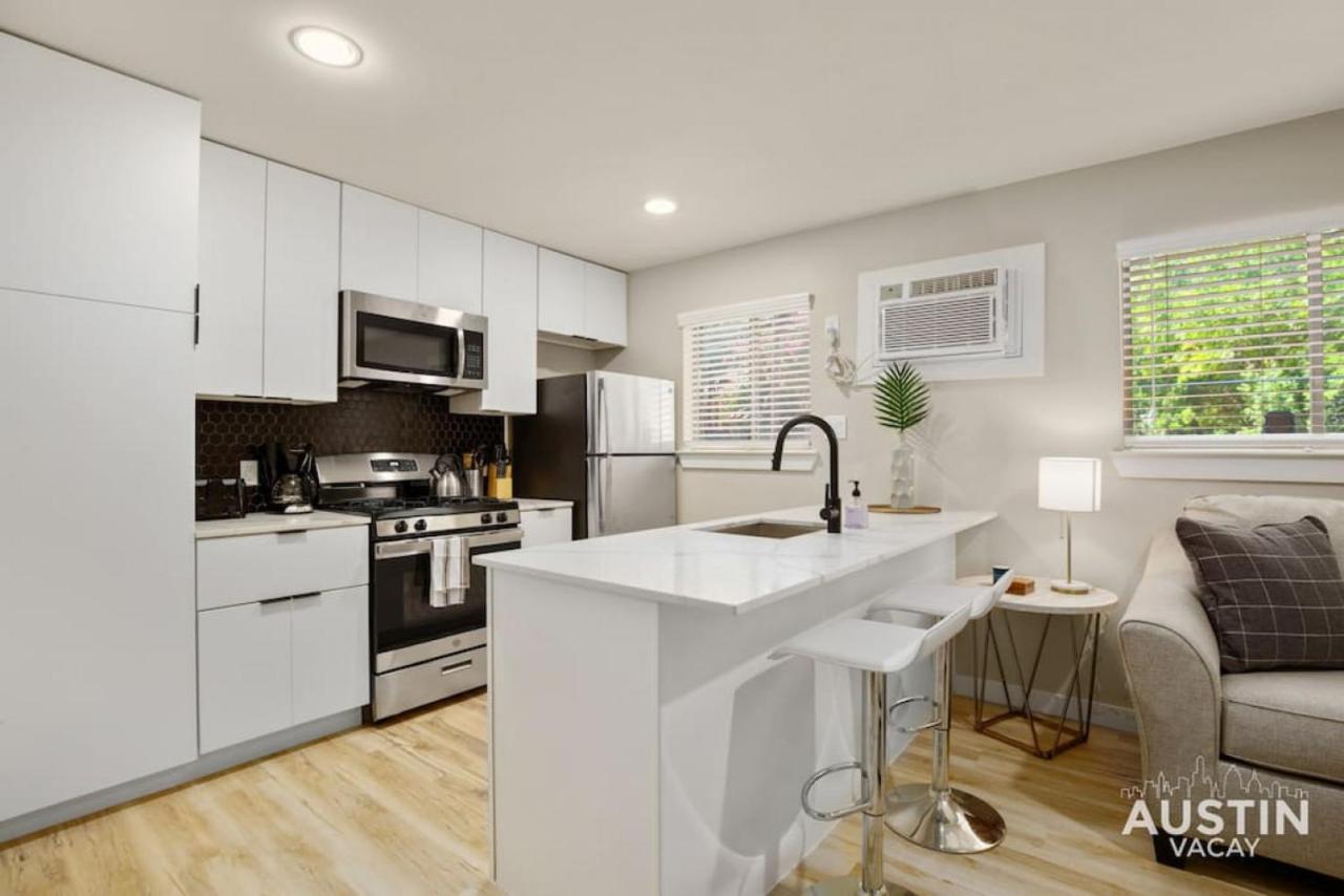 Easy Access to UT Campus Shared Pool and Parking - 3