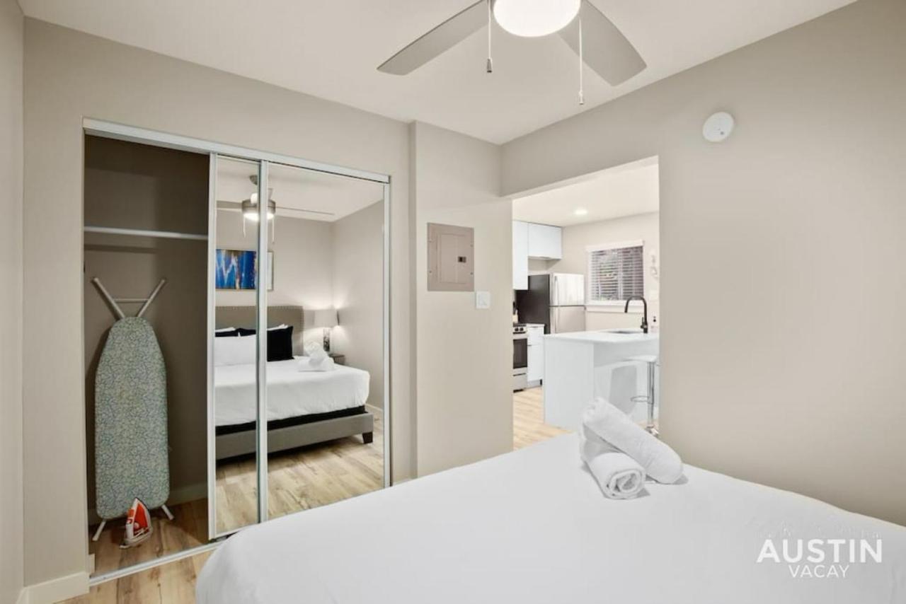 Easy Access to UT Campus Shared Pool and Parking - 5