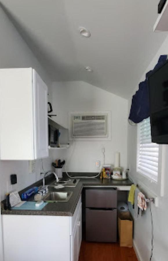 Carriage House Motel — photo 18